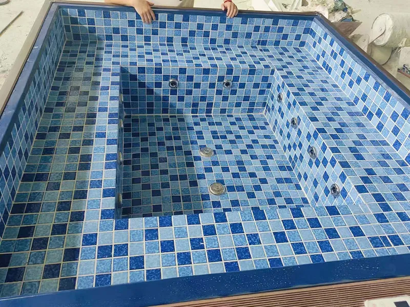 La piscina de fibra de vidrio Hebei Tengjun ha sido enviada con éxito para ayudar a la construcción de piscinas comunitarias